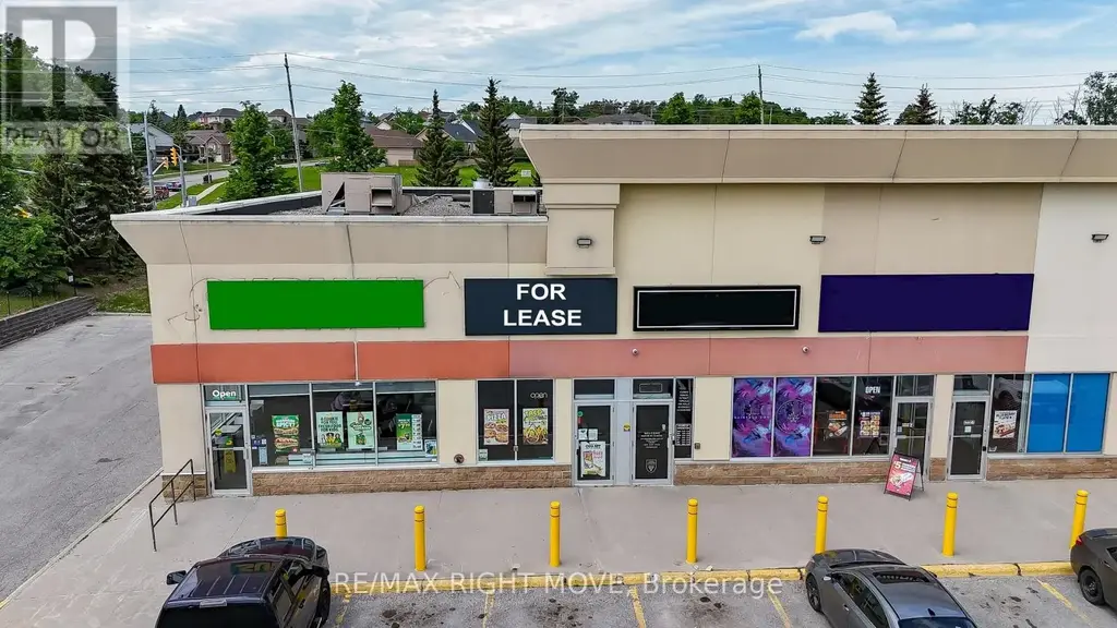 515 - 975 West Ridge Boulevard, Orillia